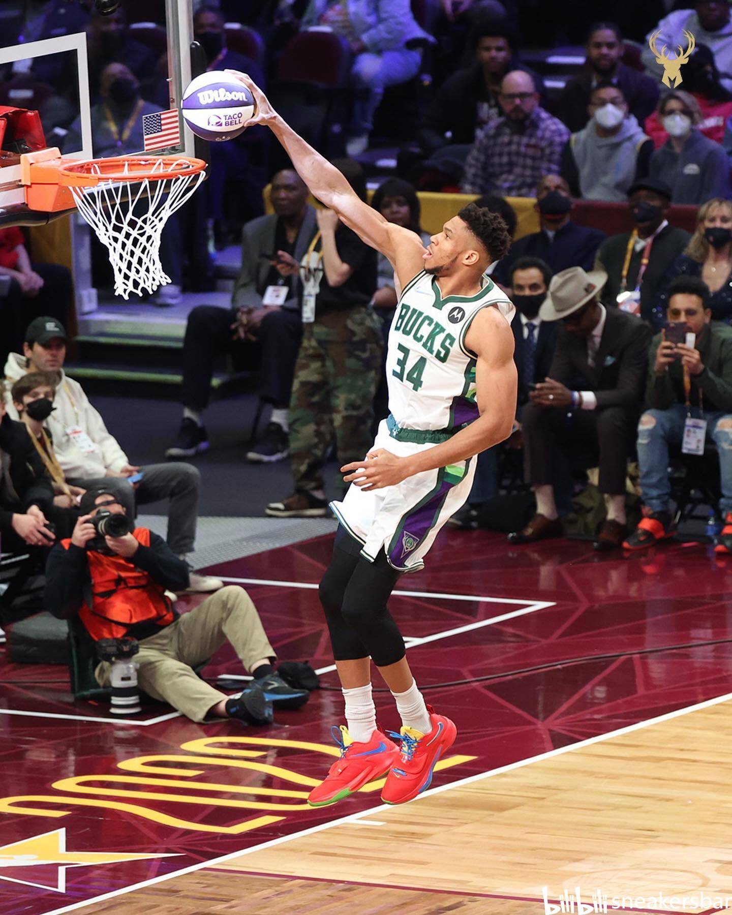 振了更衣室 振了更衣室