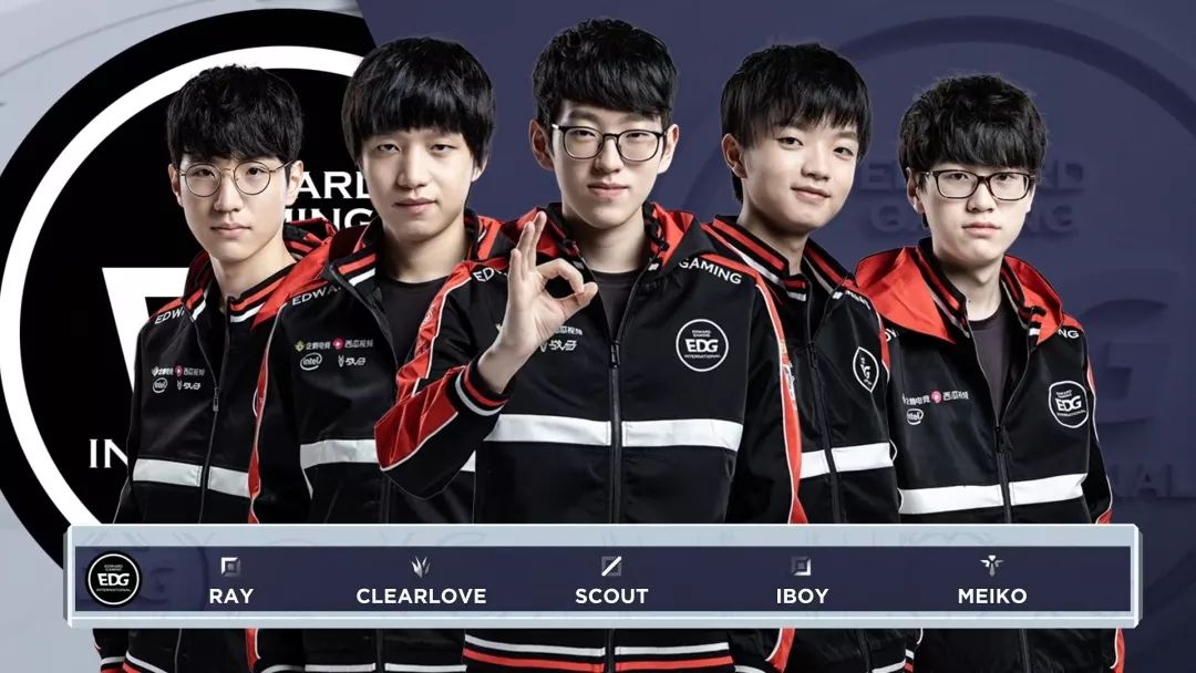 两到三个 两到三个